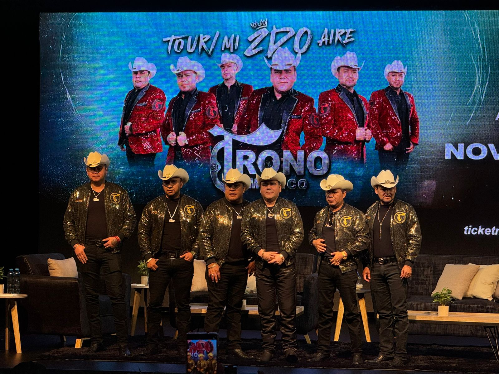 El Trono de México agarra Su Segundo Aire