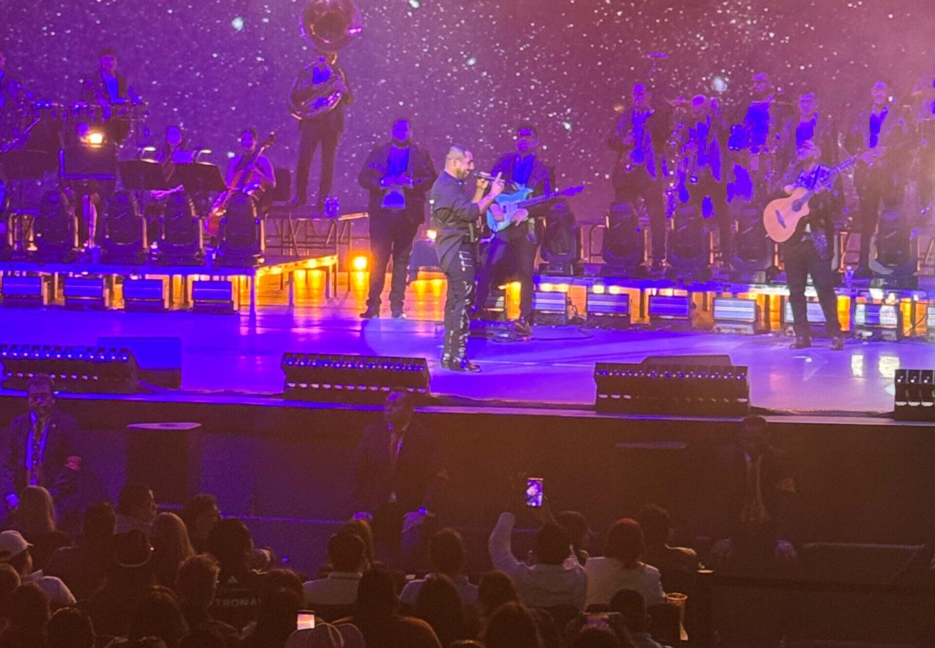 Espinoza Paz conquista el Auditorio Nacional