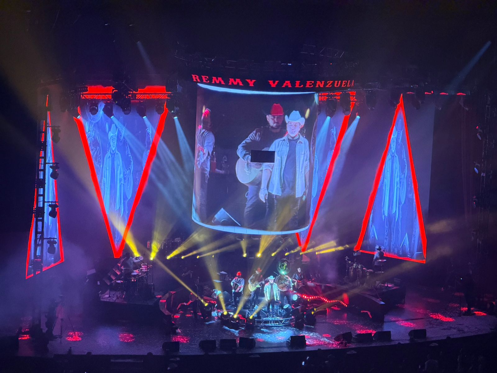 Remmy Valenzuela de Rancho al Auditorio