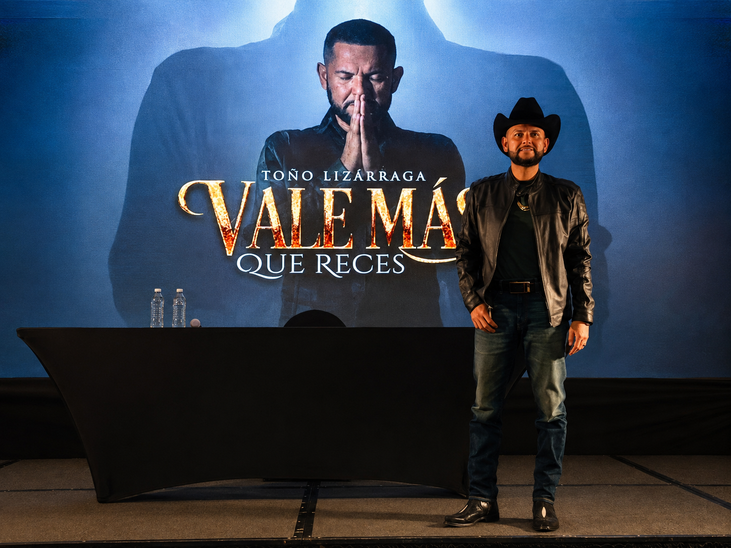 Toño Lizárraga lanza mensaje ¡Más Vale Que Reces!