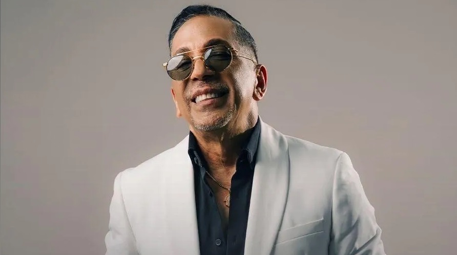 Alberto Barros prepara Fiesta Latina en el Auditorio Nacional