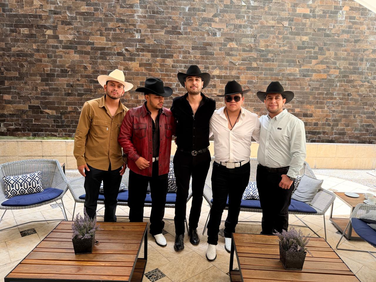 Grupo La Etiqueta, le pone estilo a su música